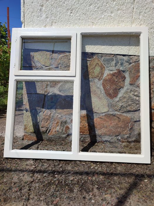 Продам деревянное окно без коробки.