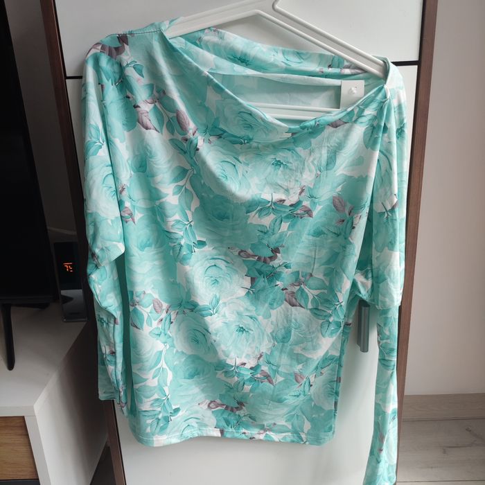 Bluzka kimono nowa piekny dekolt SM