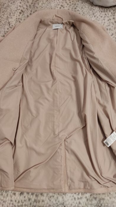 Płaszcz damski beżowy jesienno wiosenny