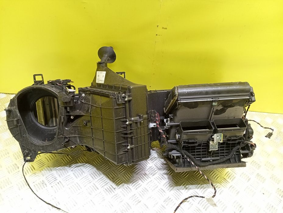 Пічка Volkswagen Touareg NF Опалювач в зборі Туарег Разборка Розборка