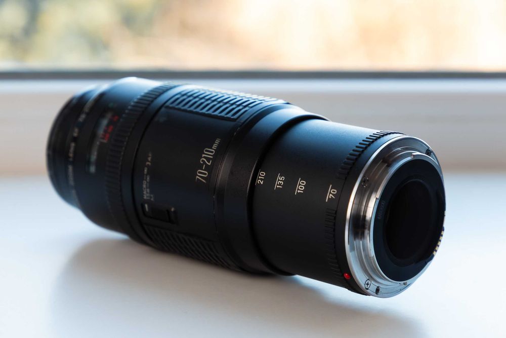 70 210 - купити об'єктив Canon - Ціна на OLX.ua