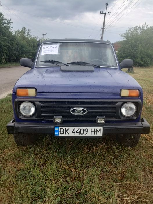 ПРОДАМ Niva 1.7i 4x4