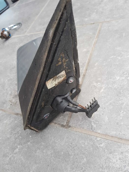 Lusterko lewe W124 coupe kabrio e klasa