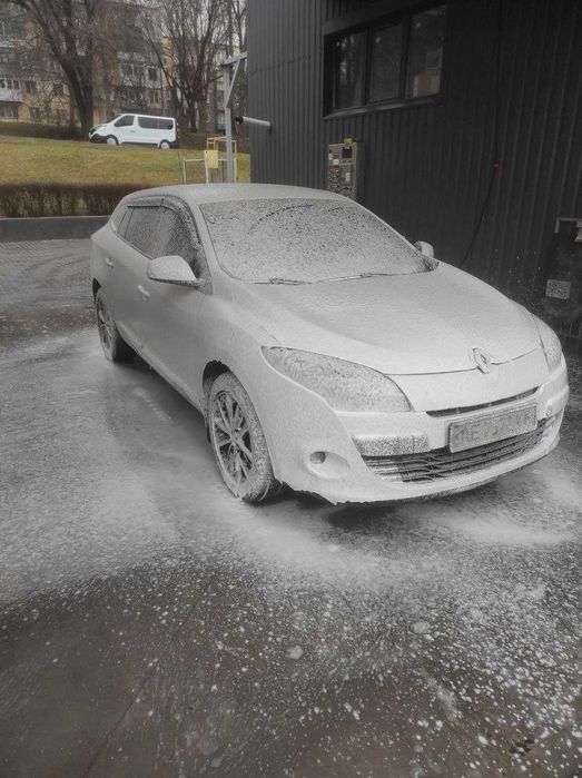 Renault Megane 2009 VIN VF1KZ1V0642390781 фото оголошення 8 з 19