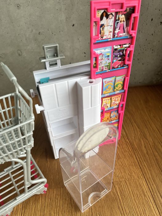 Zestaw mebli dla lalek Barbi/ kiosk/ pizzeria