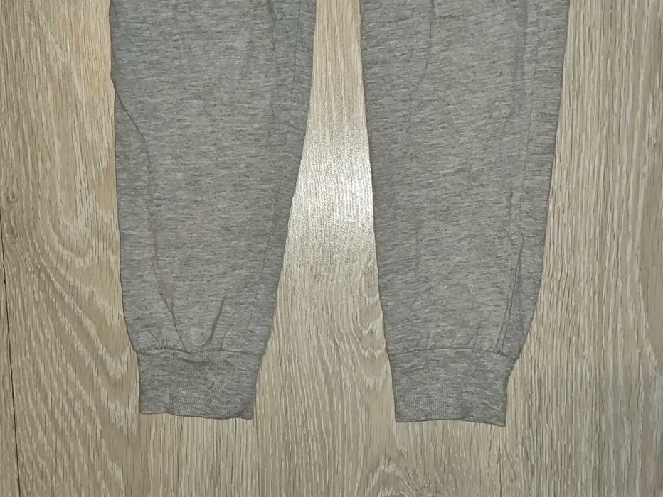 Тонкі спортивні штани H&M на 8-9 років