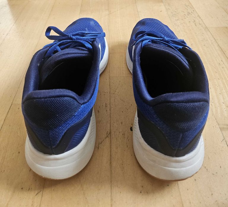 Materiałowe adidasy marki Adidas rozm. 37 1/3