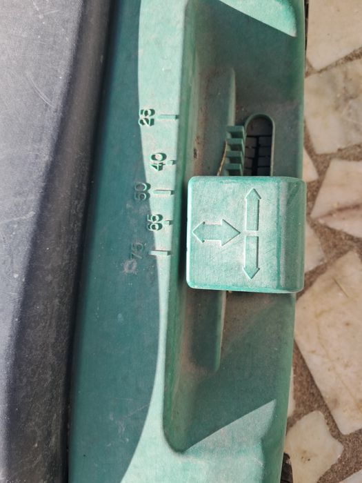 Corta relva elétrico