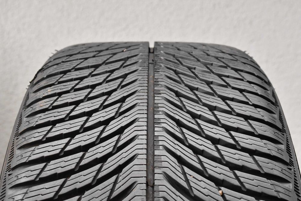 4x Michelin PILOT ALPIN 5 XL AO 235/50R19 103H 2023r 7mm 100%