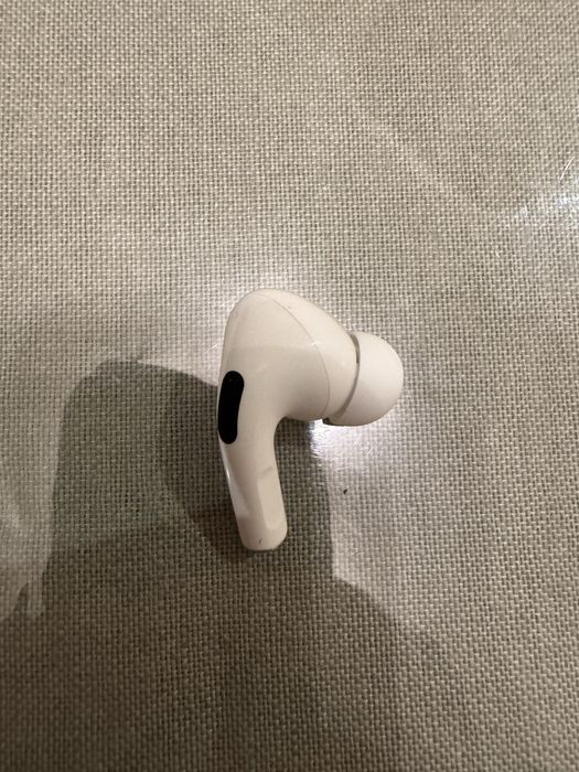 Air pods pro 1 оригінал