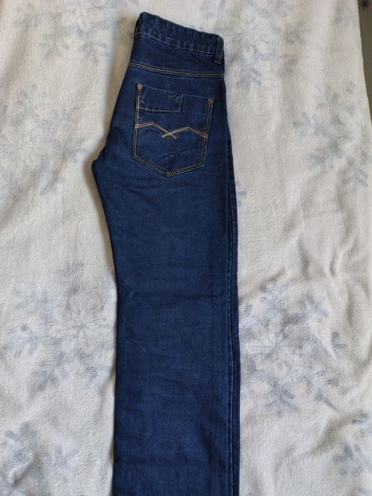 Dżinsy rozmiar 164