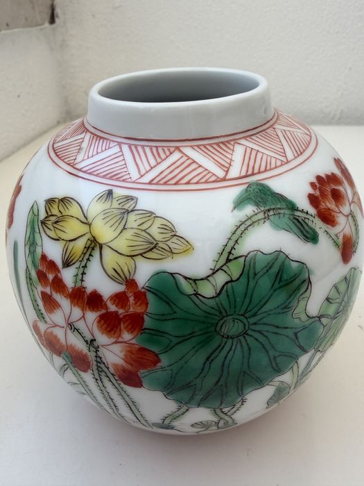 Vasos de porcelana chinesa antiga