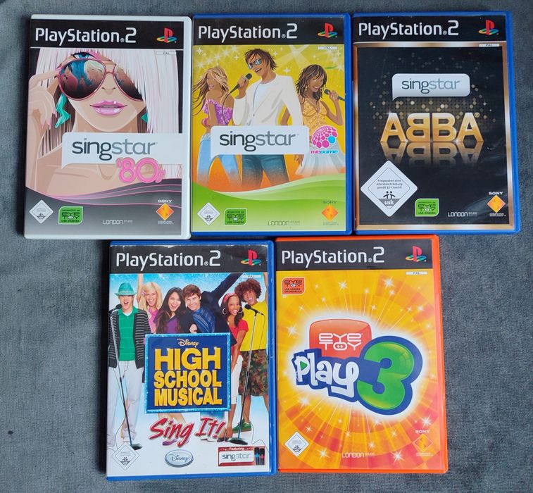 Zestaw Singstar po niemiecku i inne gry na PS2