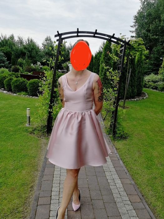 Zjawiskowa sukienka pudrowy róż rozmiar 38/M na wesele i nie tylko