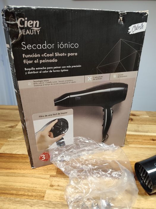 Secador novo ler anúncio