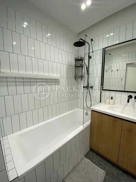 Продаж 1к квартири ЖК Файна Таун Салютна 2/6 метро Нивки