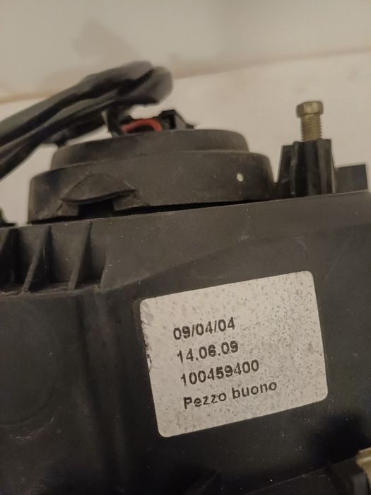 Lampa  Aprilia ETV 1000 Caponord reflektor