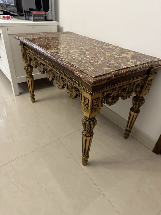 Mesa apoio comoda centro sala