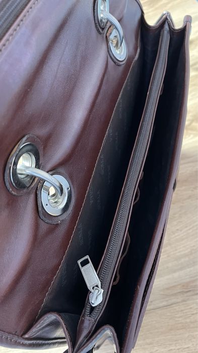 Шкіряний портфель