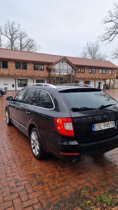 Skoda Superb sprowadzona zarejestrowana  super stan.