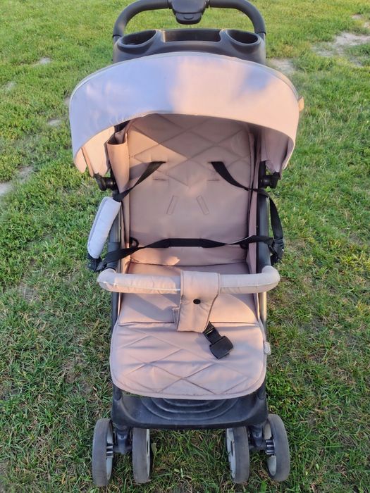 Прогулочна коляска Guido 4Baby .