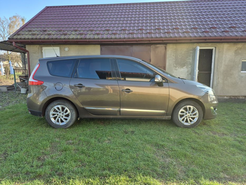 Рено гранд сценік