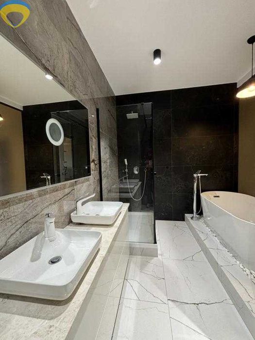 Продам стильную 3к квартиру в ЖК Лимнос