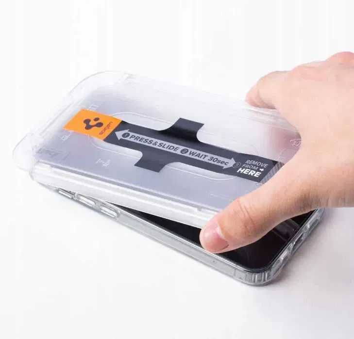 Szkło hartowane Spigen do Apple iPhone 14 Pro 2 szt.