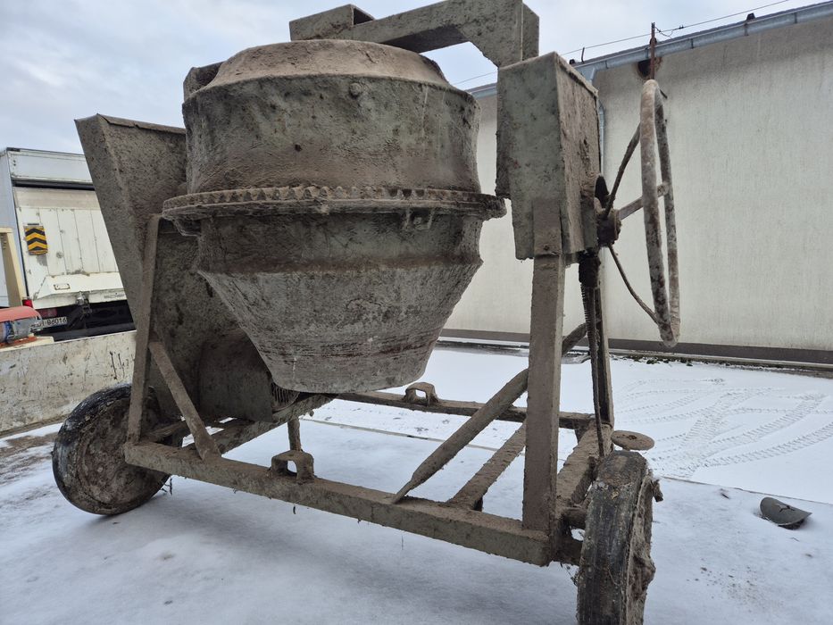 Okazyjnie solidna betoniarka