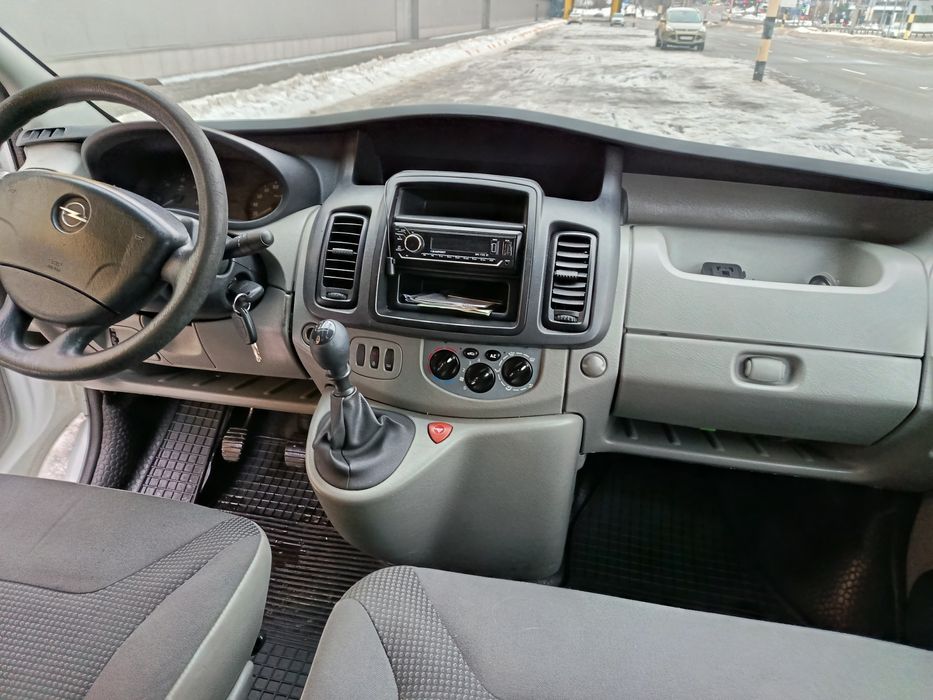 Продам Опель Віваро