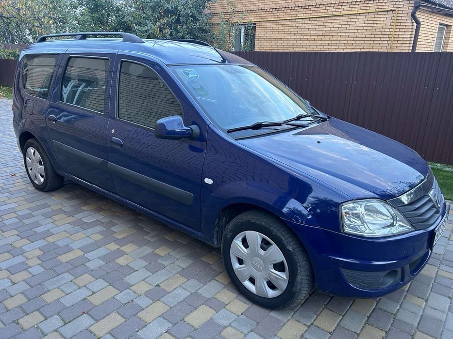 Продаю Dacia logan