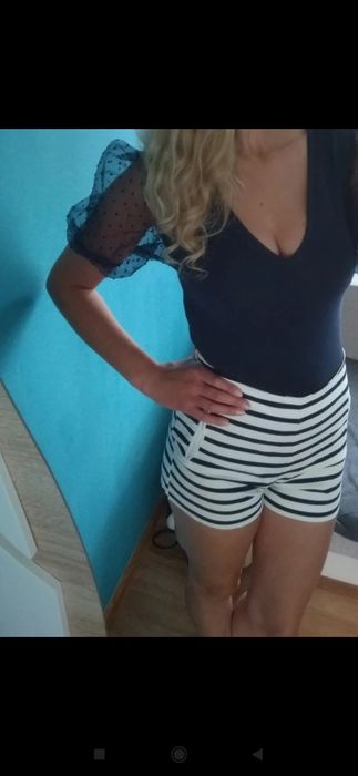 Szorty w paski Esmara