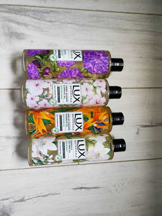 Zestaw 4 żeli pod prysznic Lux Botanicals