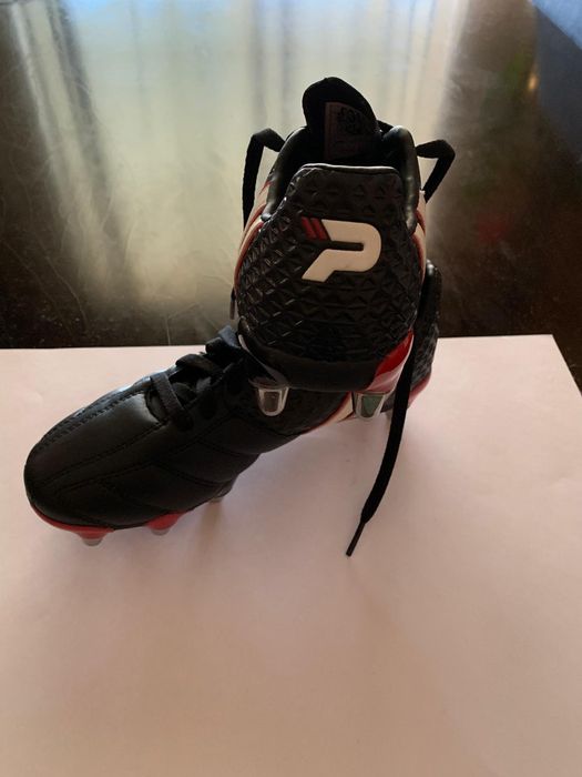 Chuteiras marca PATRICK