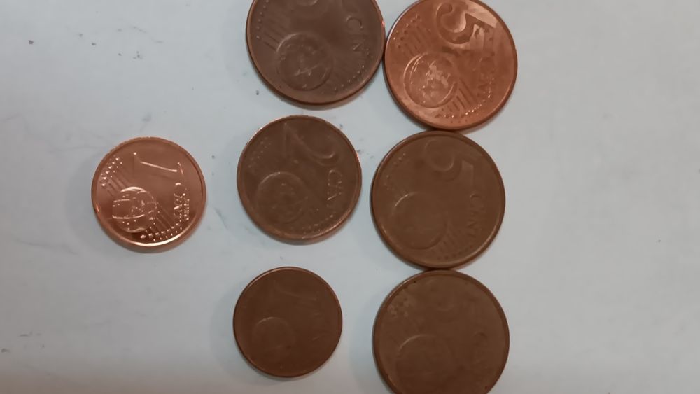 Lote moedas 1 2 5 cêntimos (raras)