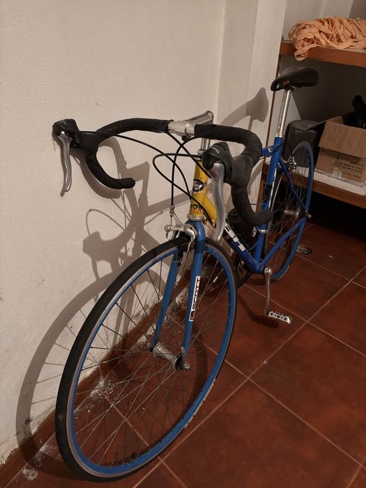 Bicicleta estrada BH
