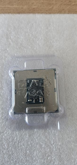 Intel Core i7-6700K 4 cores 8 threads 4.2 GHz