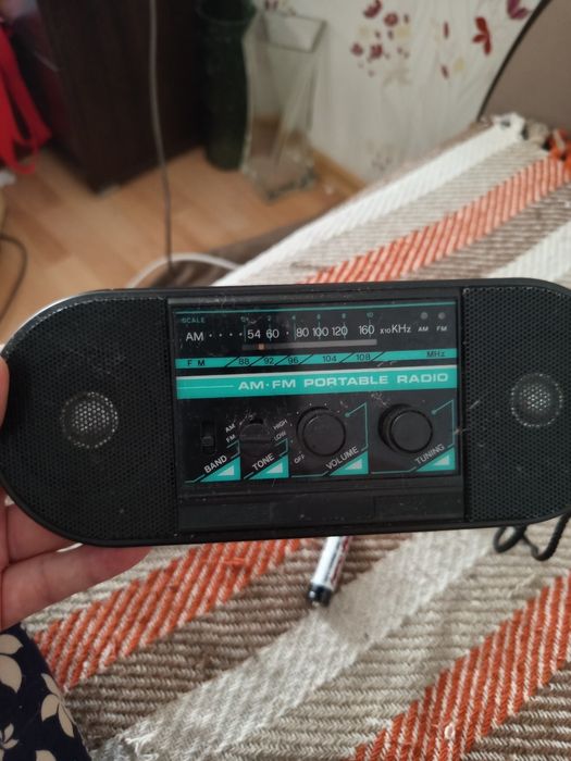 Przenośne radio prl sprawne