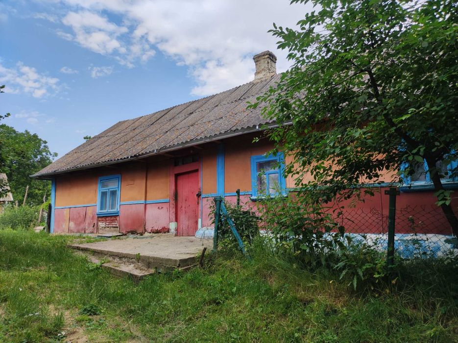 Продам будинок (із земельною ділянкою)