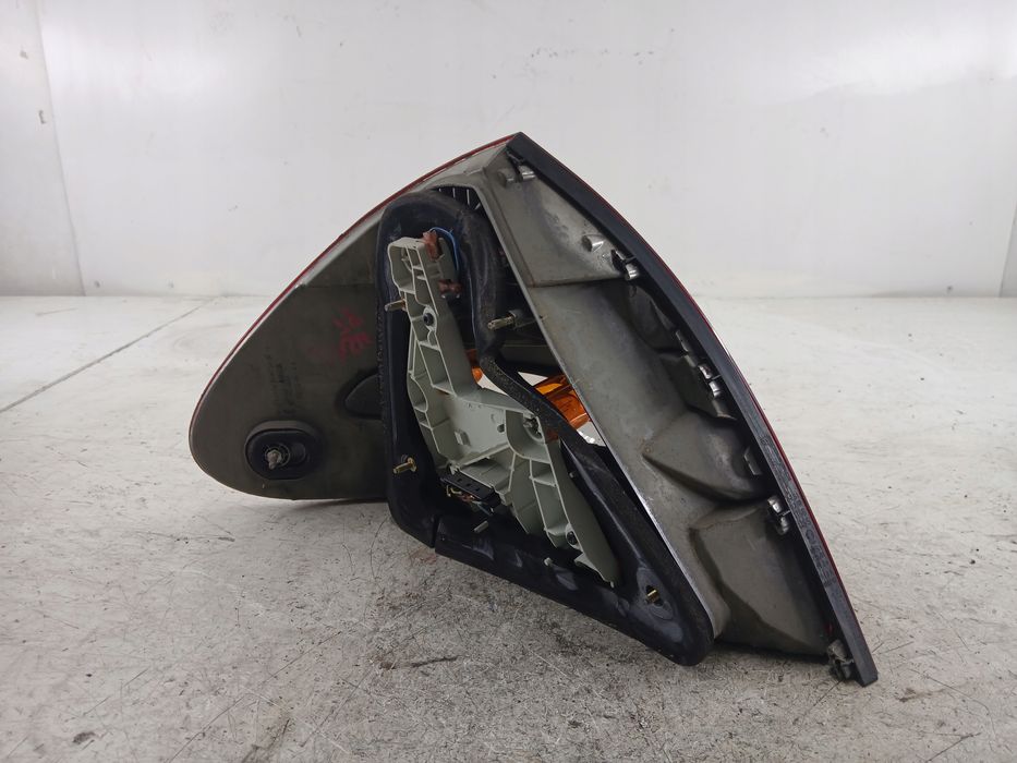 mercedes w211 sedan lampa prawa tył sedan