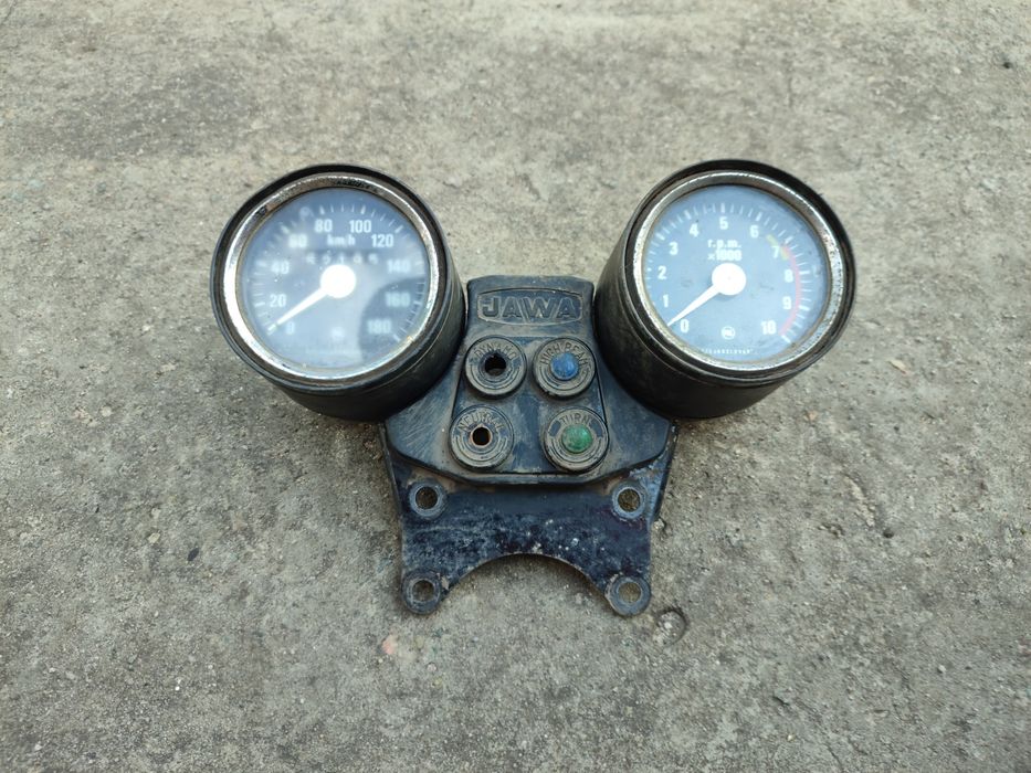 Продам приборную панель на яву 634 638