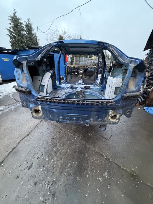 Pas tylny Skoda Rapid Liftback Pas tył dupa ćwiartka