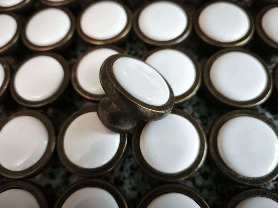 Ручки для меблів бронза кераміка