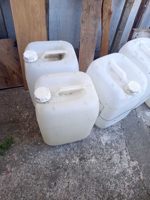 Bidons / Jarricans