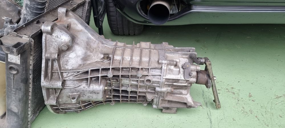 Caixa de velocidades BMW E30 318is