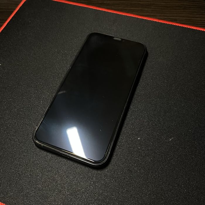 iphone 11 pro зелений екран під ремонт 82%