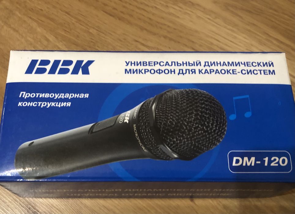 Мікрофон ВВК караоке