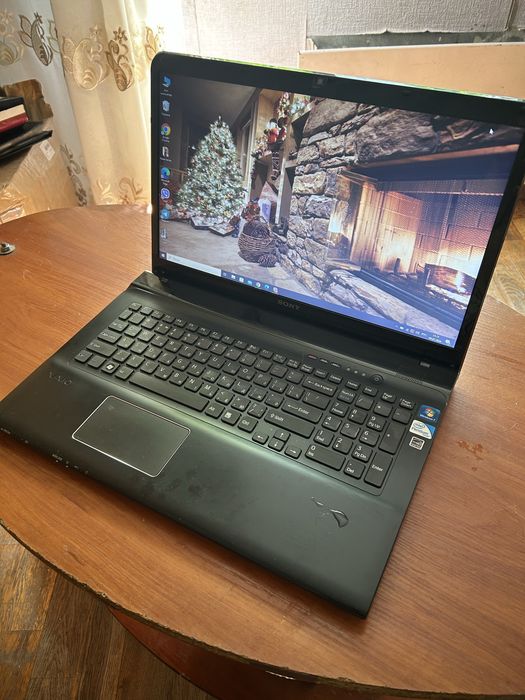 Продам ноутбук Sony VAIO Екран: 17,3  у хорошому робочому стані.
