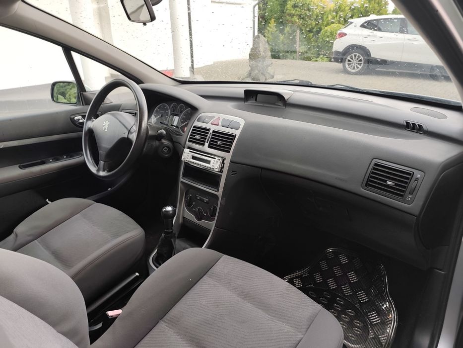 Peugeot 307 2002r. 1.4benzyna
