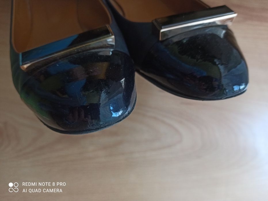 Buty Gino Rossi rozm. 38, skóra